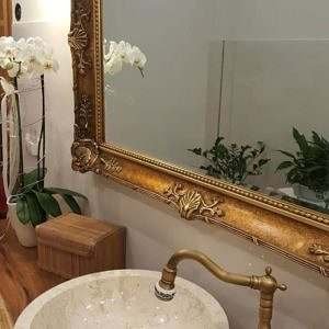 Espelho com Moldura Provençal