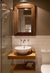 Espelho com Moldura Madeira Demolição LAVABO