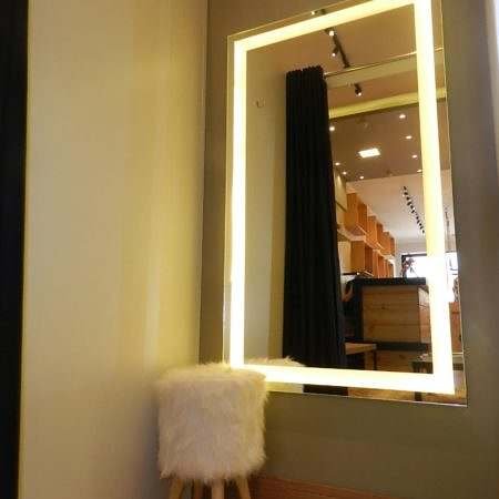 Espelho com LED para Provador Loja