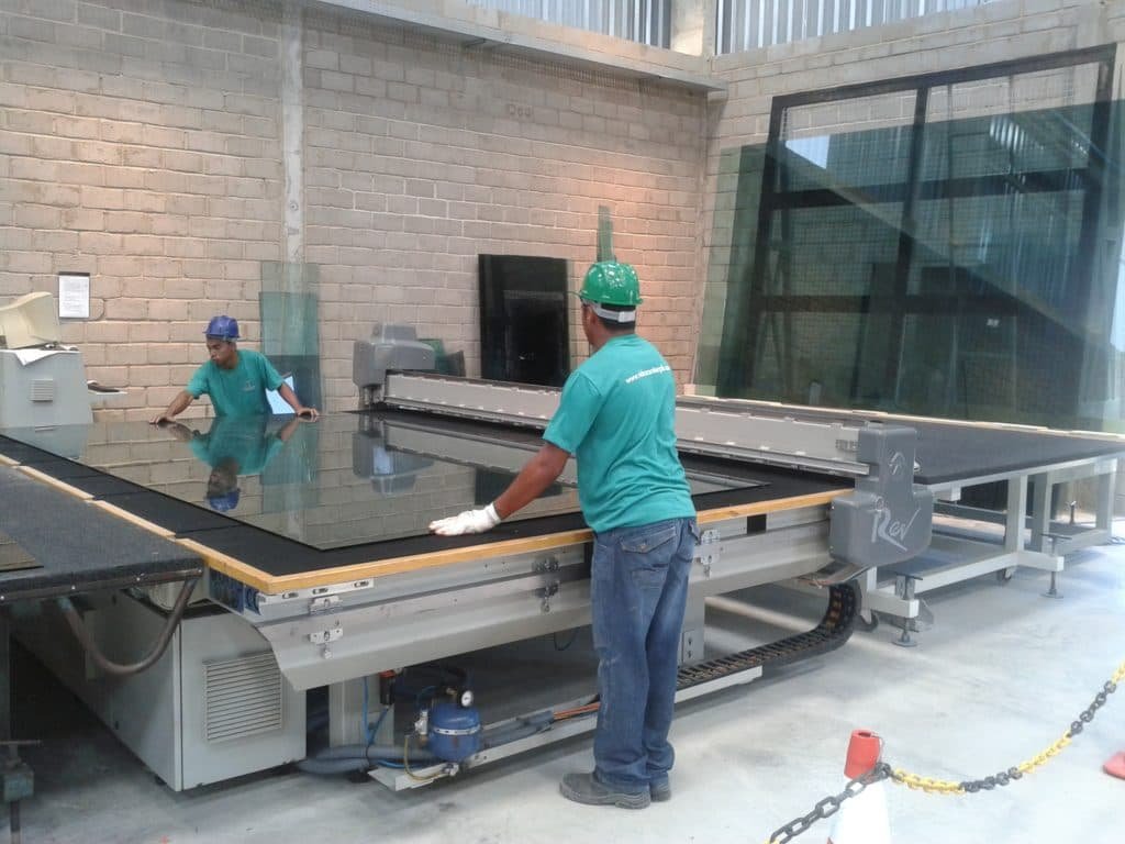 ABNT Normas Técnicas para Vidro, Fábrica de vidro