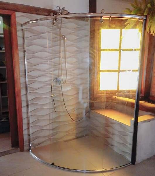 Box de vidro redondo elegance cromado