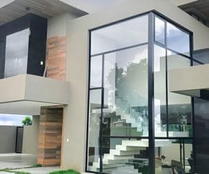 Fachada pele de vidro residencial casa show glass