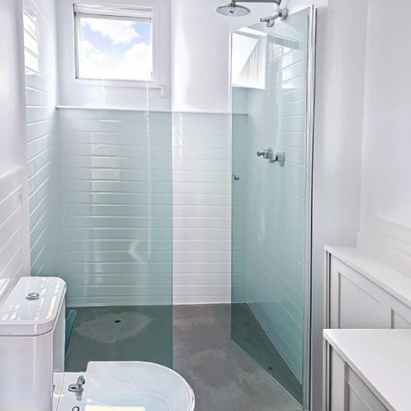 Box de Vidro para Banheiro Branco de Abrir modelo Certo