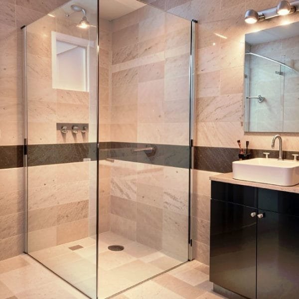 Box de Vidro para Banheiro Bege de Abrir de canto modelo Certo