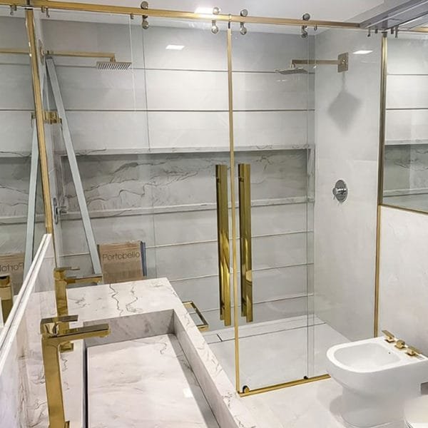 Box de Vidro de Abrir para Banheiro Dourado modelo Elegance Due