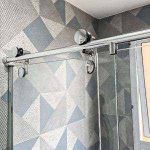 Box de Vidro para Banheiro modelo Elegance Tubo Redondo Cromado