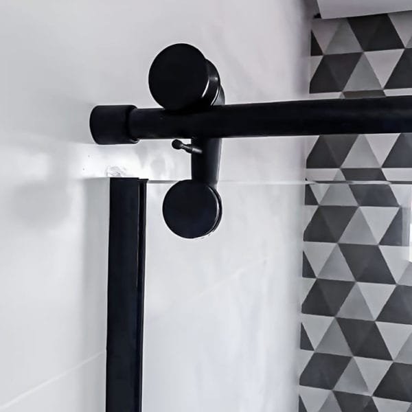 Box de Vidro para Banheiro modelo Elegance Tubo Redondo Preto