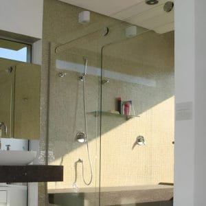 Box de vidro para o banheiro modelo Classik cromado inox polido ou escovado roldana aparente