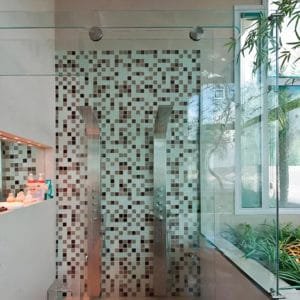 Box de vidro para o banheiro modelo Classik cromado inox polido ou escovado roldana aparente