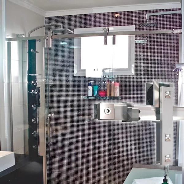 Box de vidro para o banheiro modelo Square cromado inox polido ou escovado roldana aparente