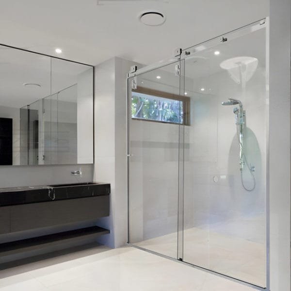 Box de vidro para o banheiro Pádova cromado inox polido roldana aparente