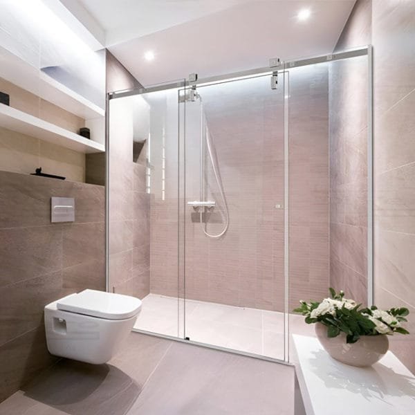 Box de vidro para o banheiro Ravelle cromado inox polido roldana aparente