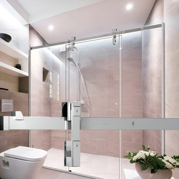 Box de vidro para o banheiro Ravelle cromado inox polido roldana aparente