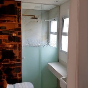 Box de Vidro para Banheiro modelo Esfera inox branco