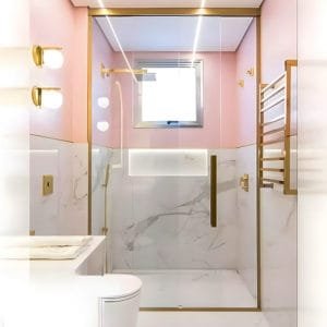 Box de Vidro para Banheiro modelo Reto em aluminio dourado