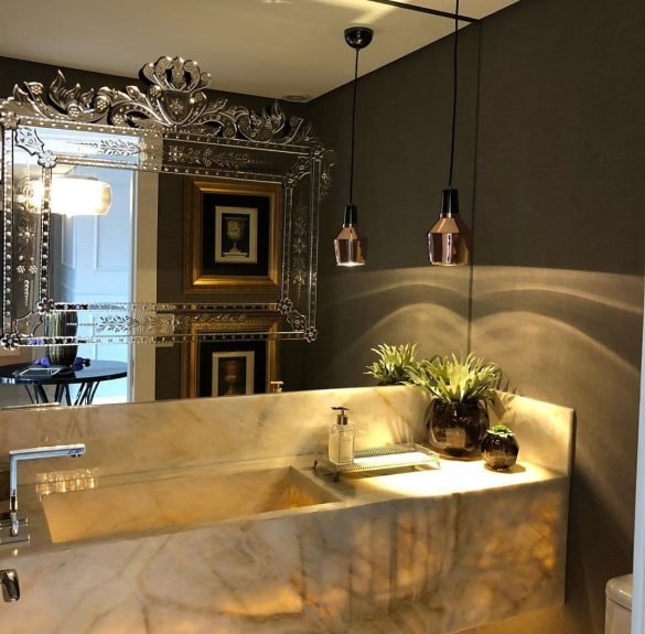 Espelho Veneziano para banheiro sobreposto em espelho