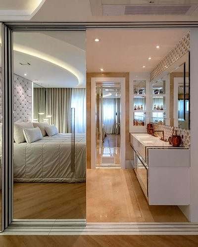 Banheiro Suíte Quarto com porta de correr Espelhada